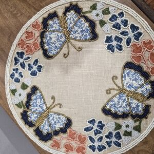 Nicole Miller Beaded Jute Butterfly Floral Placemat 15"